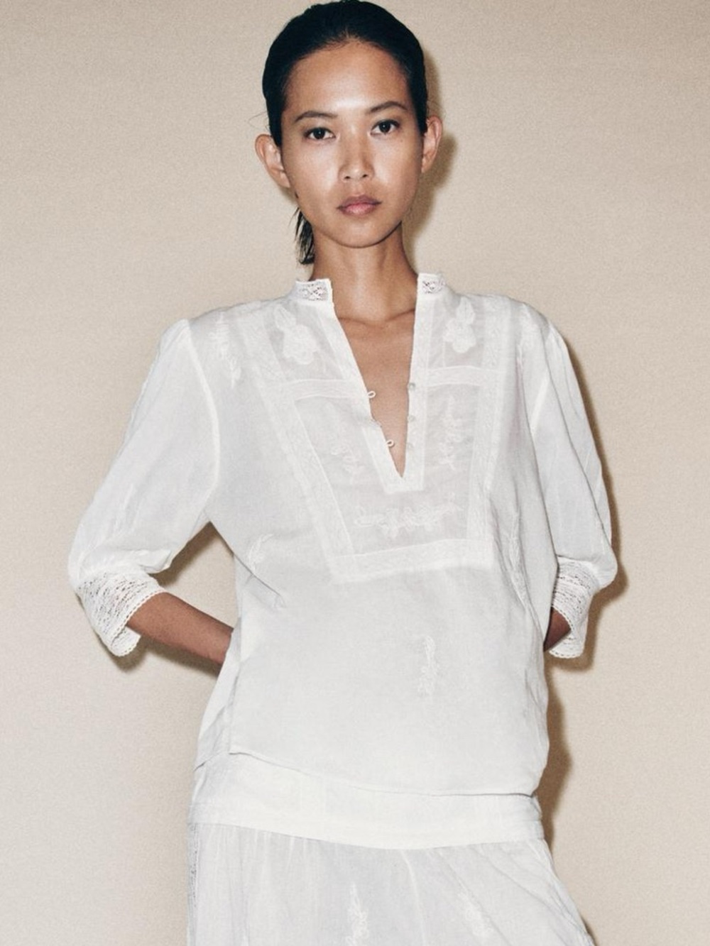 EMBROIDERED BLOUSE ZW COLLECTION